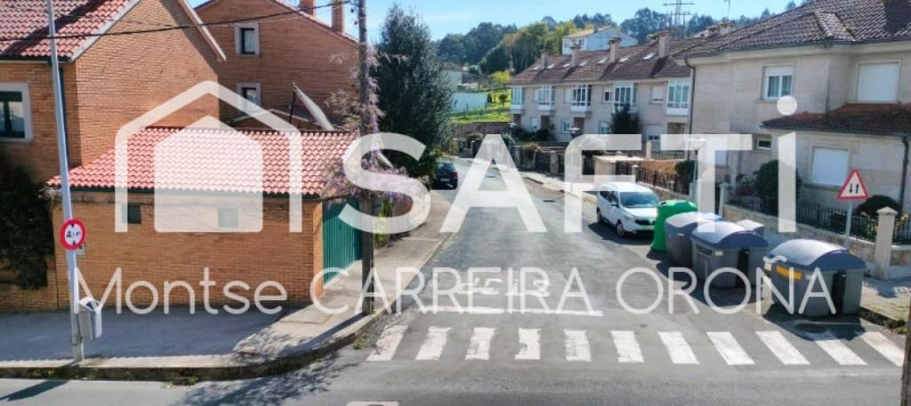 4 camera da letto Villetta a Schiera in vendita in Santiago de Compostela con garage - 129.000 € (Rif: 9574460)