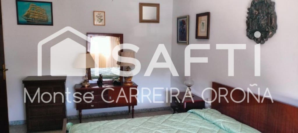 4 camera da letto Villetta a Schiera in vendita in Santiago de Compostela con garage - 129.000 € (Rif: 9574460)