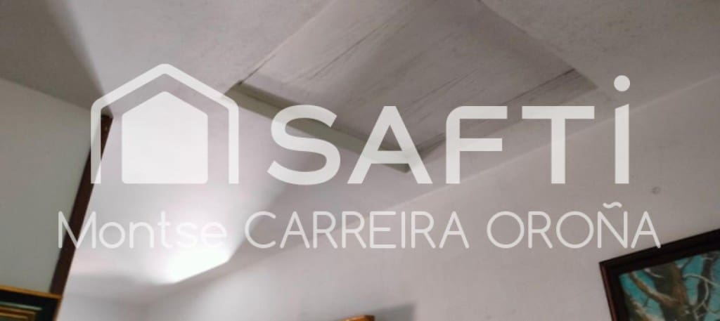 4 camera da letto Villetta a Schiera in vendita in Santiago de Compostela con garage - 129.000 € (Rif: 9574460)