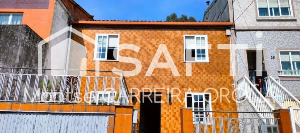 4 camera da letto Villetta a Schiera in vendita in Santiago de Compostela con garage - 129.000 € (Rif: 9574460)