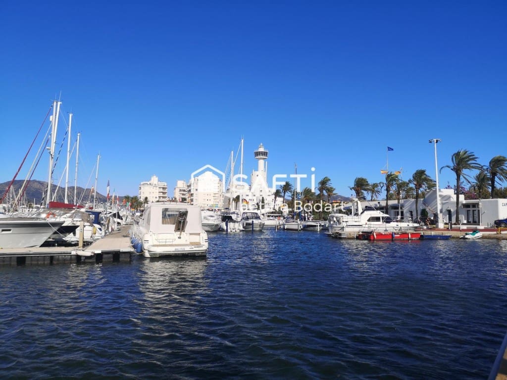 Studio til salgs i Empuriabrava - € 222 000 (Ref: 9574462)