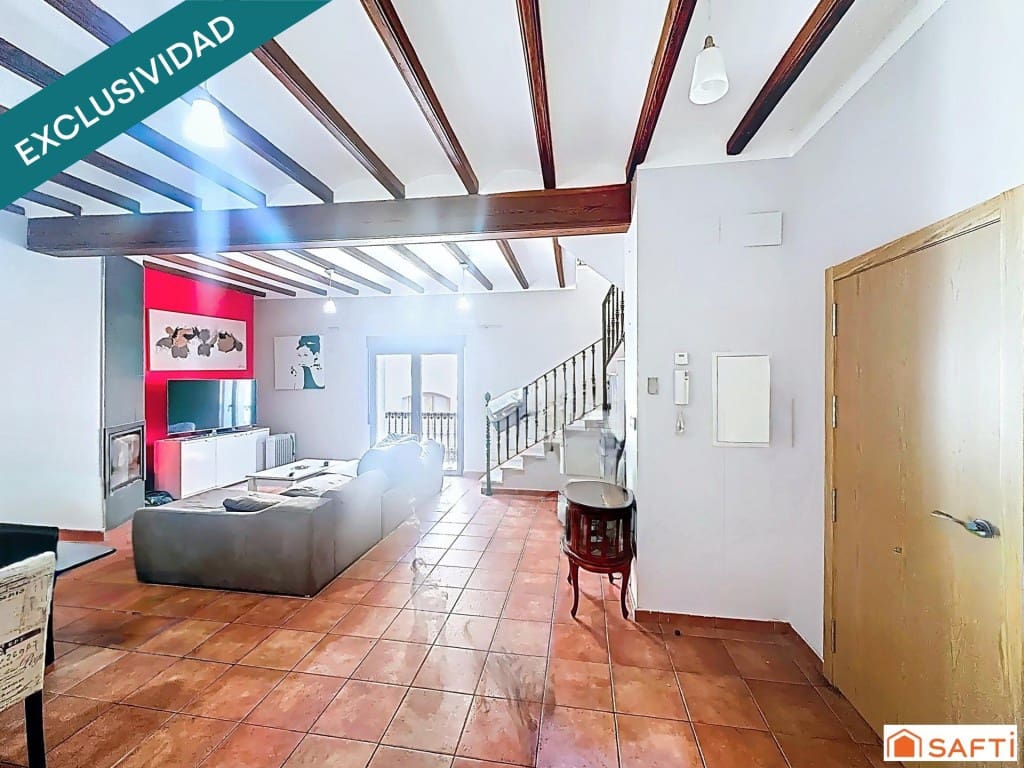 4 soverom Villa til salgs i Oliva med garasje - € 249 000 (Ref: 9574465)