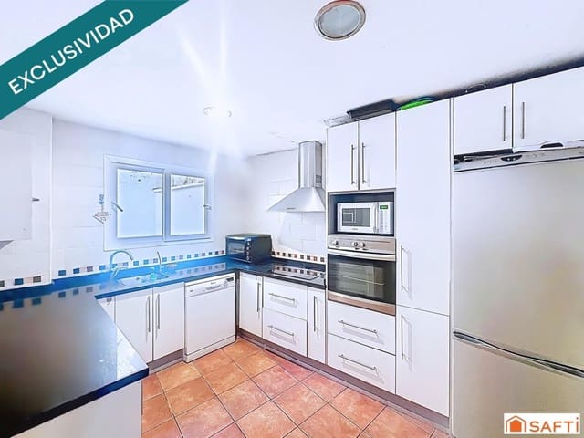 4 soverom Villa til salgs i Oliva Pueblo, Oliva med garasje - € 249 000 (Ref: 9574465)