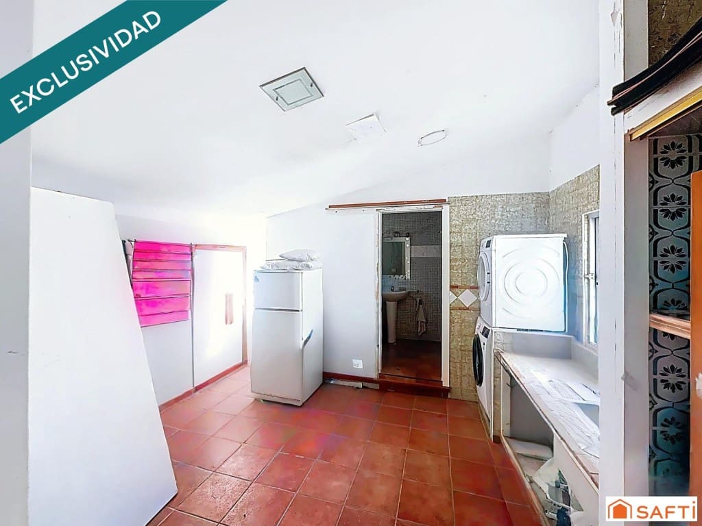 4 soverom Villa til salgs i Oliva med garasje - € 249 000 (Ref: 9574465)