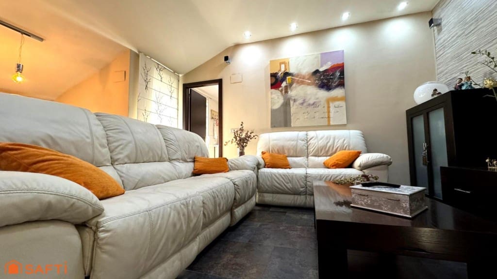 4 Zimmer Wohnung zu verkaufen in Elda mit Garage - 224.990 € (Ref: 9574467)