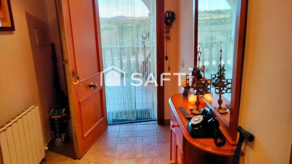 3 bedroom Villa for sale in Piera with pool garage - € 325,000 (Ref: 9582653)