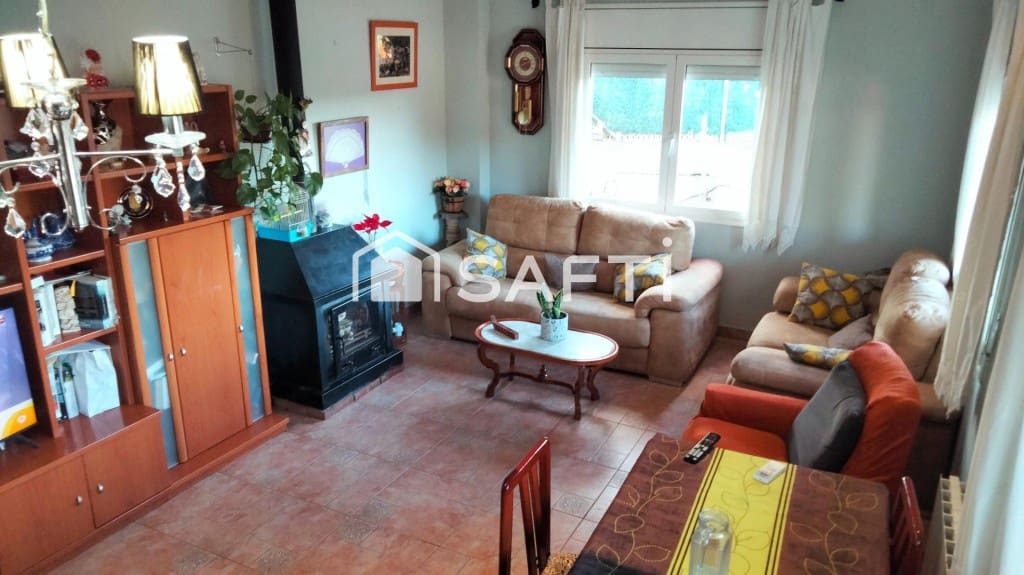 3 bedroom Villa for sale in Piera with pool garage - € 325,000 (Ref: 9582653)