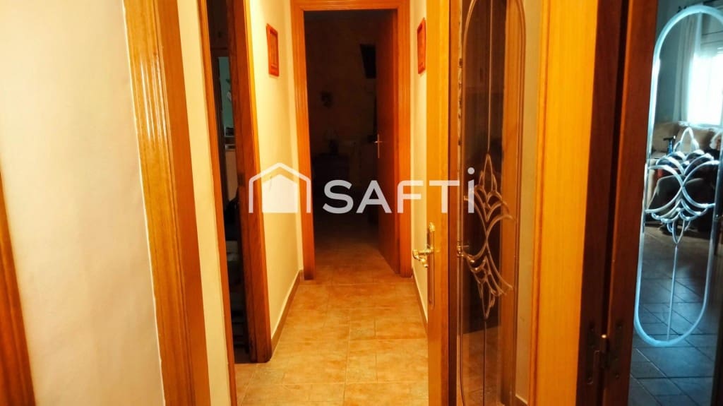 3 bedroom Villa for sale in Piera with pool garage - € 325,000 (Ref: 9582653)