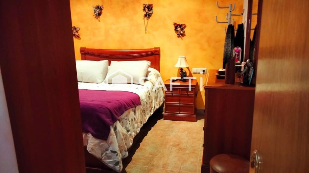 3 bedroom Villa for sale in Piera with pool garage - € 325,000 (Ref: 9582653)