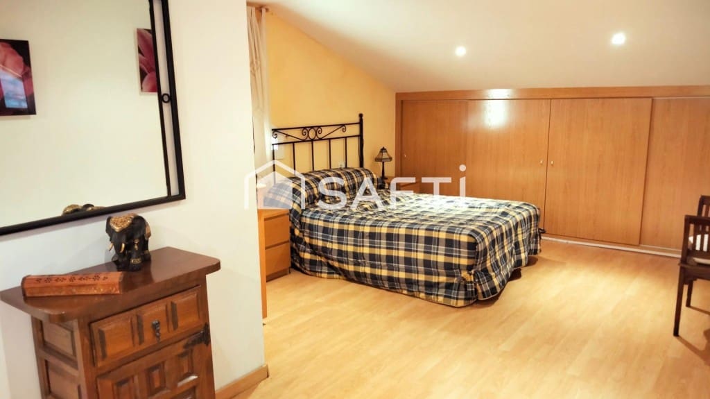 3 bedroom Villa for sale in Piera with pool garage - € 325,000 (Ref: 9582653)