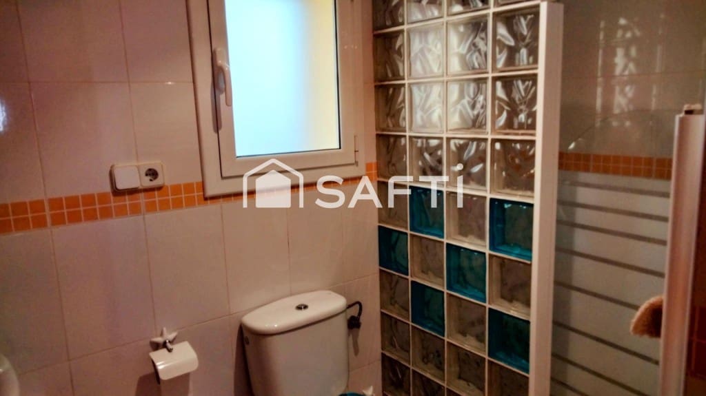 3 bedroom Villa for sale in Piera with pool garage - € 325,000 (Ref: 9582653)