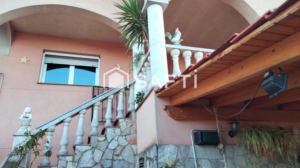 3 bedroom Villa for sale in Piera with pool garage - € 325,000 (Ref: 9582653)