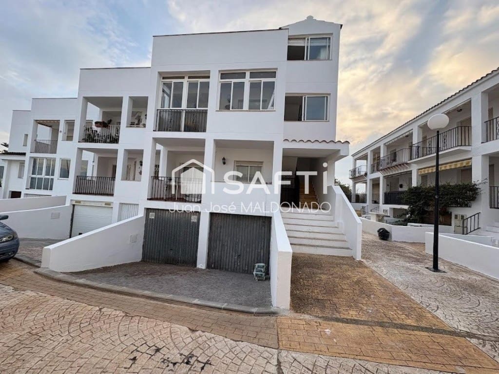 2 makuuhuone Rivitalo myytävänä paikassa Vinaros mukana uima-altaan 
autotalli - 175 000 € (Ref: 9582655)