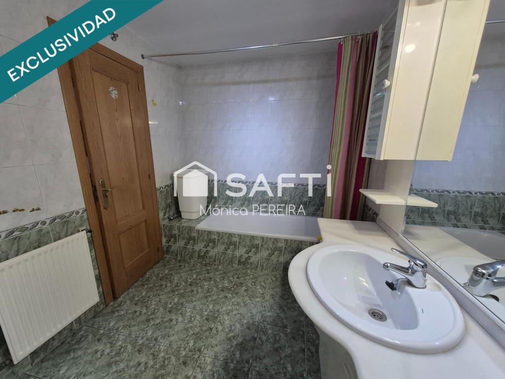 4 bedroom Apartment for sale in Leon city - € 160,000 (Ref: 9582662)