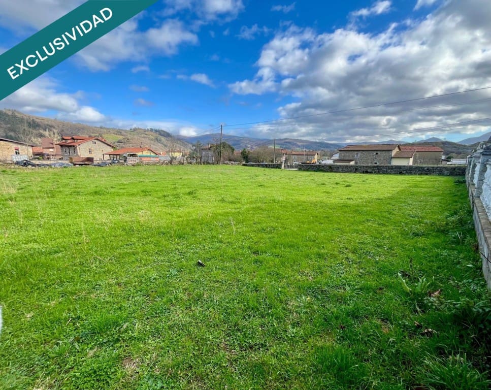 Building Plot for sale in Arenas de Iguna - € 68,000 (Ref: 9582665)