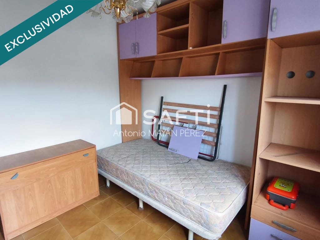 Adosado de 3 habitaciones en A Pobra do Caramiñal en venta - 114.500 € (Ref: 9586223)