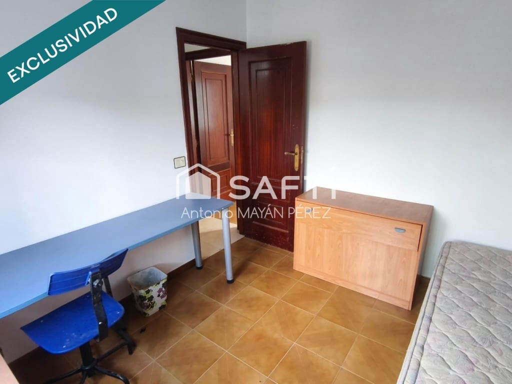 Adosado de 3 habitaciones en A Pobra do Caramiñal en venta - 114.500 € (Ref: 9586223)