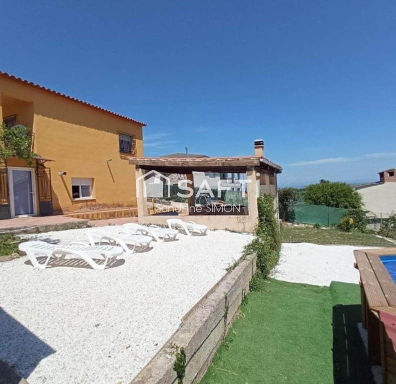 4 sovrum Villa till salu i Macanet de la Selva med pool - 265 000 € (Ref: 9586225)