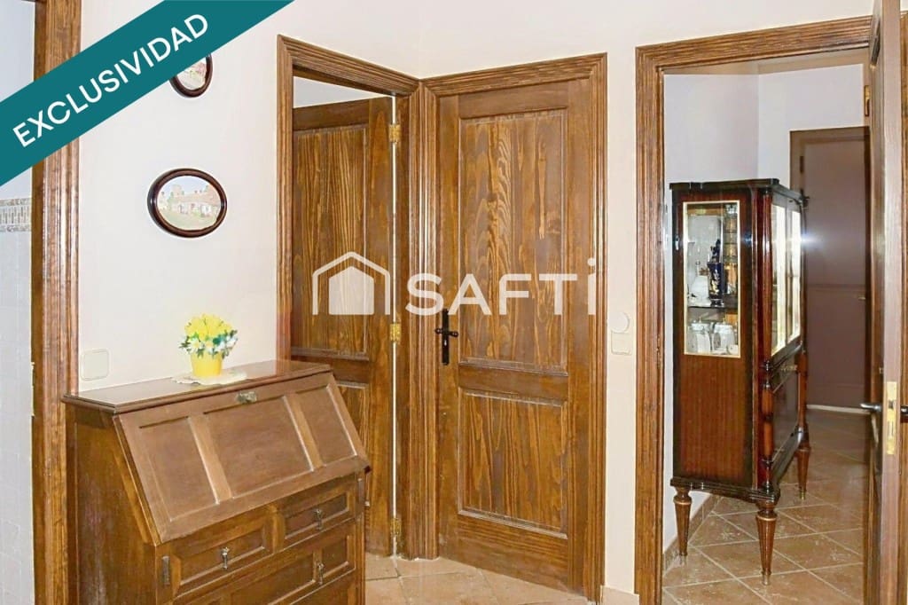 3 bedroom Villa for sale in Manacor with garage - € 549,000 (Ref: 9586227)