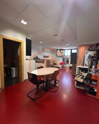 Kaupallinen myytävänä paikassa Salamanca kaupunki - 206 000 € (Ref: 9586231)