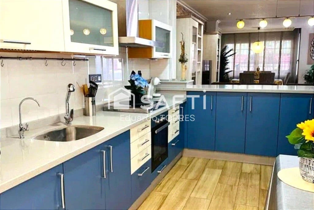 4 bedroom Terraced Villa for sale in Elche / Elx with pool garage - € 380,000 (Ref: 9594921)