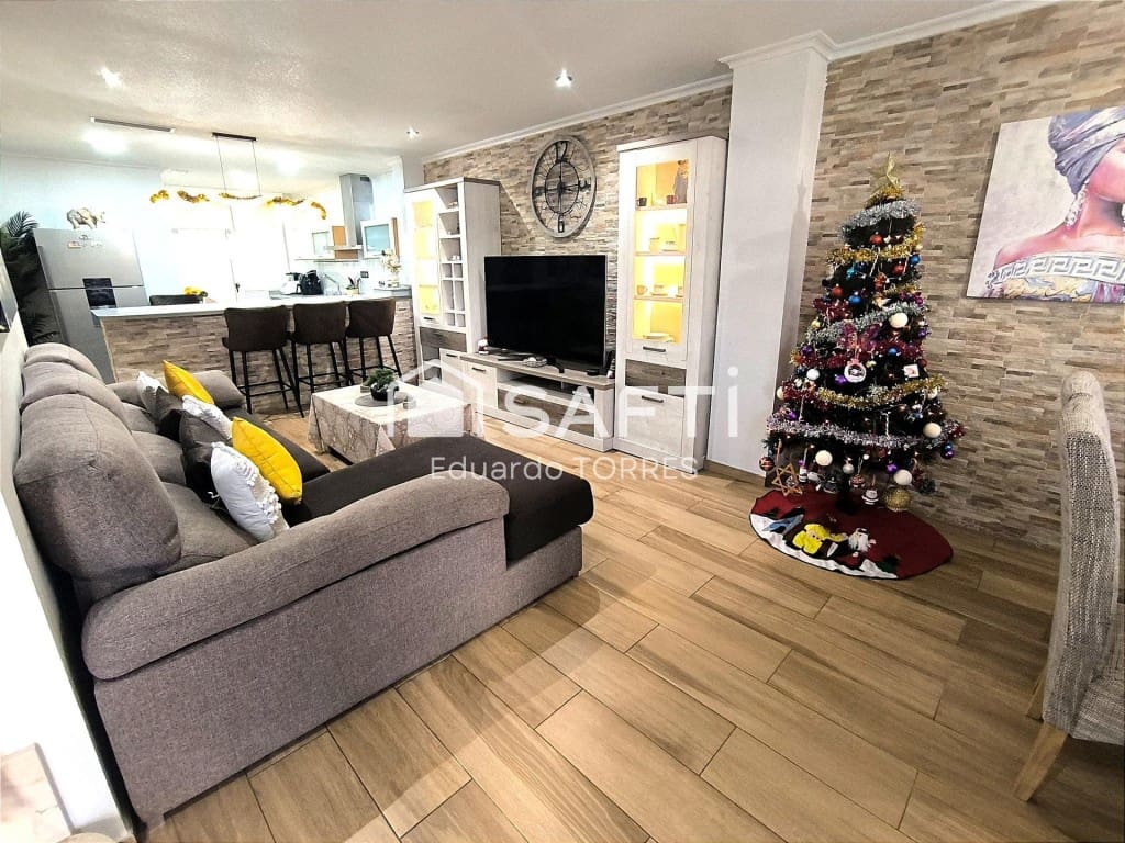 4 bedroom Terraced Villa for sale in Elche / Elx with pool garage - € 380,000 (Ref: 9594921)