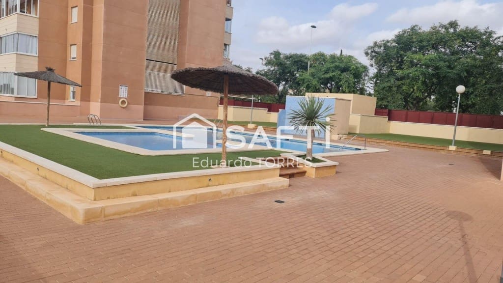 4 bedroom Terraced Villa for sale in Elche / Elx with pool garage - € 380,000 (Ref: 9594921)