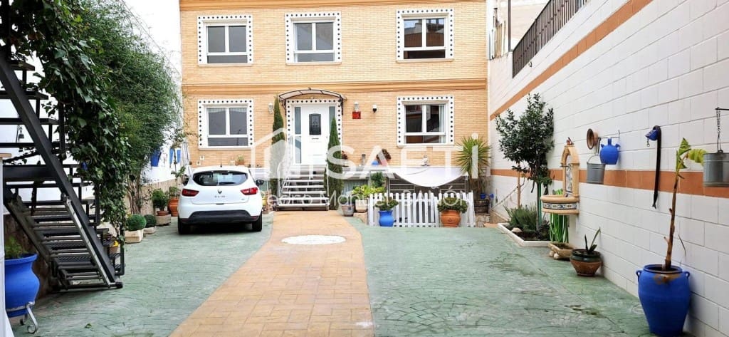 5 chambre Villa/Maison Mitoyenne à vendre à Villena - 410 000 € (Ref: 9594924)