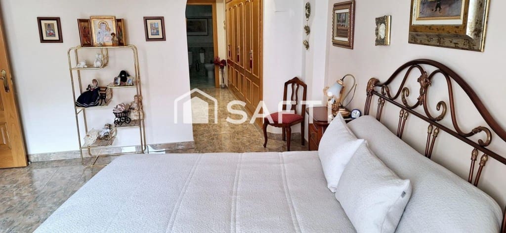 5 chambre Villa/Maison Mitoyenne à vendre à Villena - 410 000 € (Ref: 9594924)