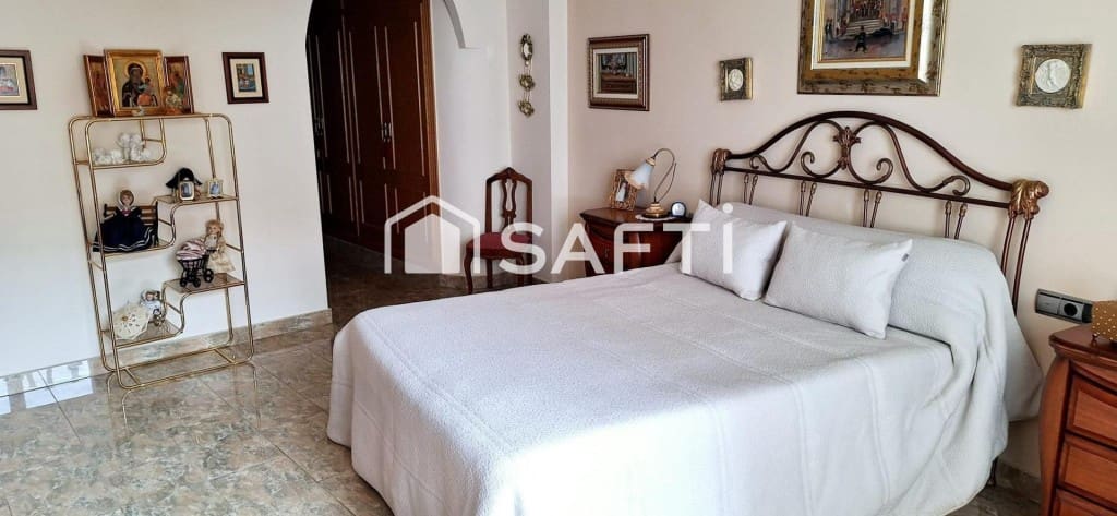 5 chambre Villa/Maison Mitoyenne à vendre à Villena - 410 000 € (Ref: 9594924)