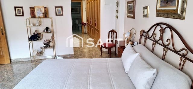 5 chambre Villa/Maison Mitoyenne à vendre à Villena - 410 000 € (Ref: 9594924)