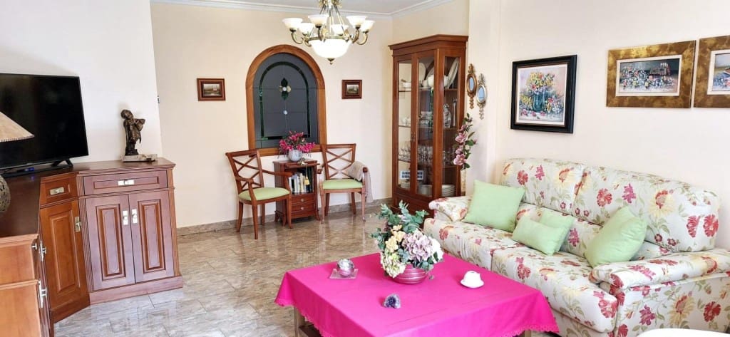 5 chambre Villa/Maison Mitoyenne à vendre à Villena - 410 000 € (Ref: 9594924)