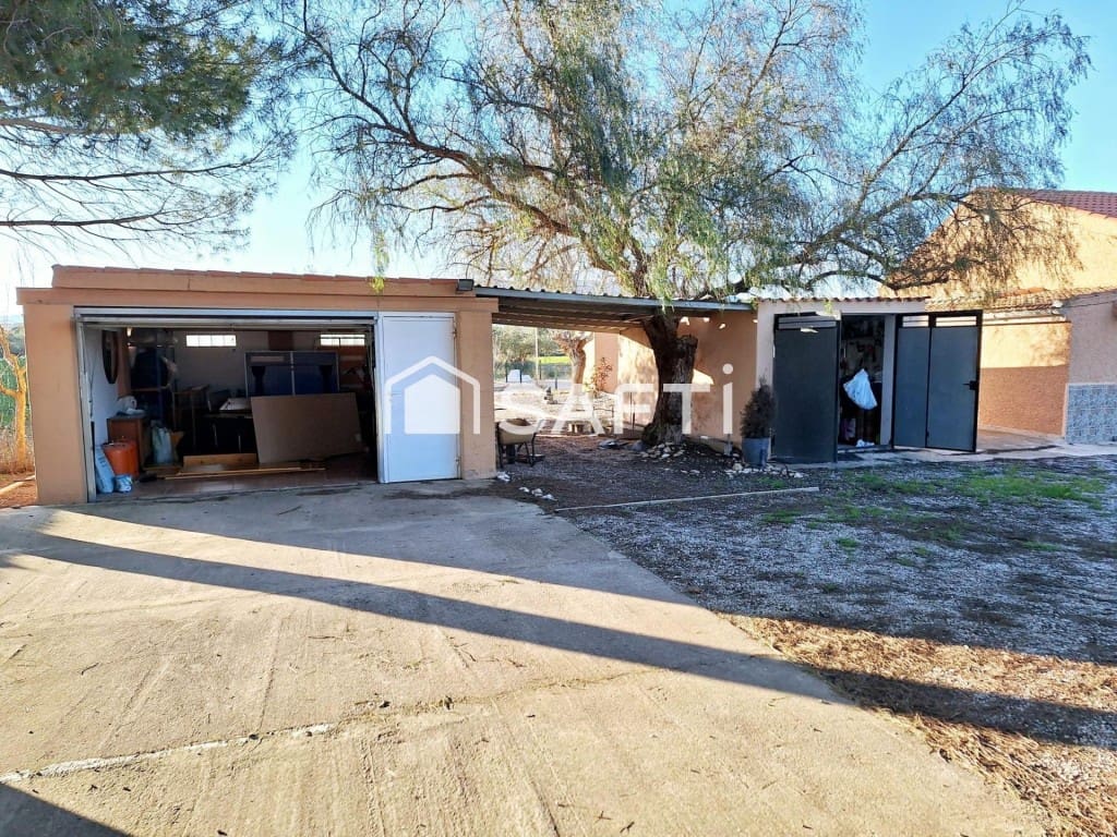 3 soverom Villa til salgs i Caudete med svømmebasseng - € 165 000 (Ref: 9594926)