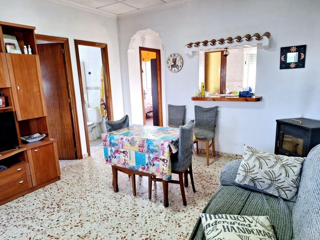 3 soverom Villa til salgs i Caudete med svømmebasseng - € 165 000 (Ref: 9594926)