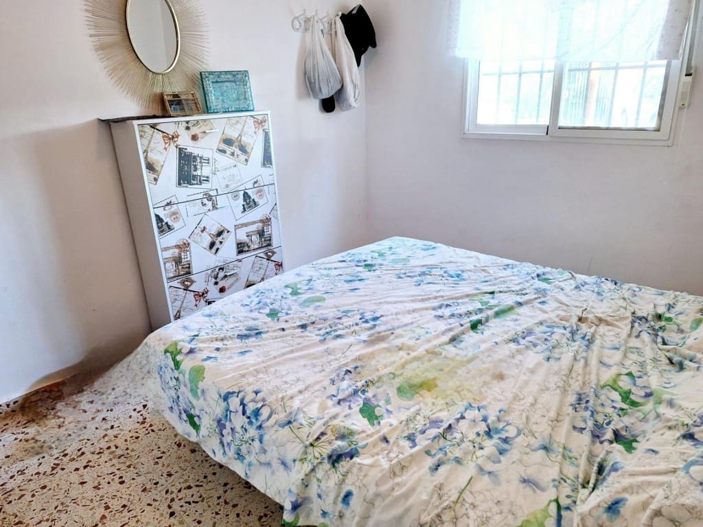 3 soverom Villa til salgs i Caudete med svømmebasseng - € 165 000 (Ref: 9594926)