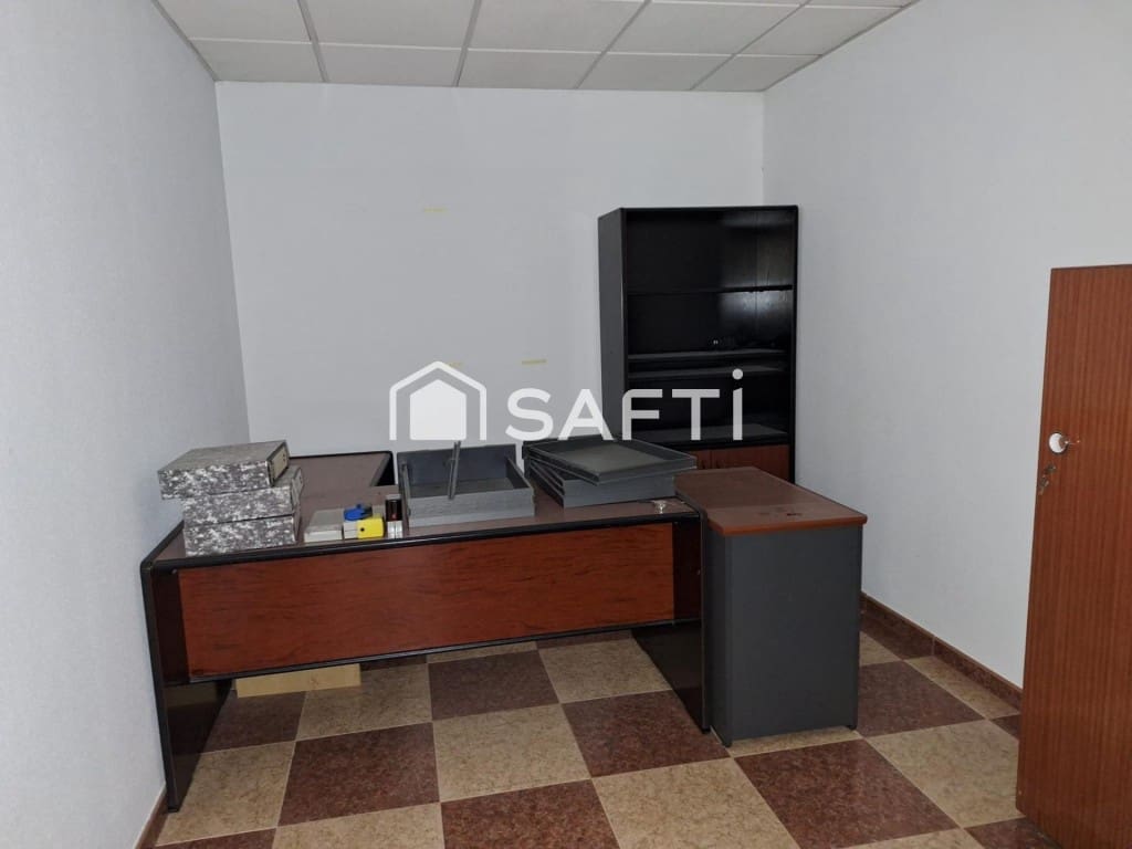 Comercial para venda em Villena - 300 000 € (Ref: 9594929)