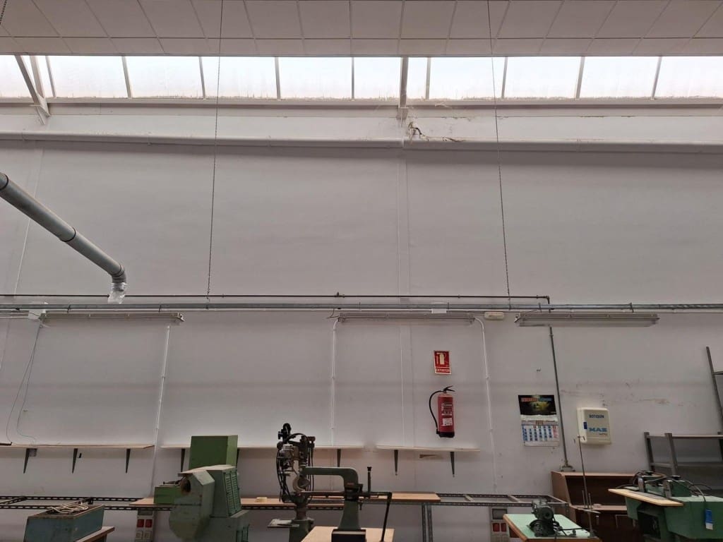 Comercial para venda em Villena - 300 000 € (Ref: 9594929)