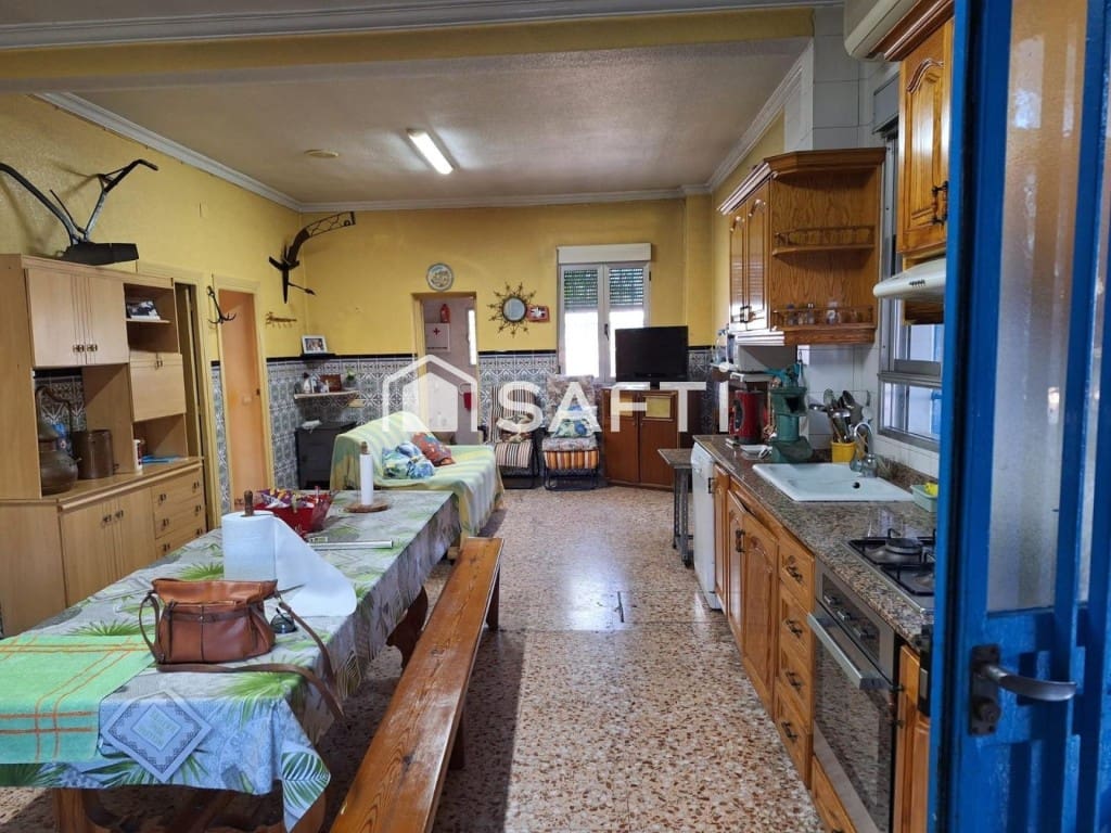 Finca/Casa Rural de 8 habitaciones en Villena en venta con piscina garaje - 205.000 € (Ref: 9594933)
