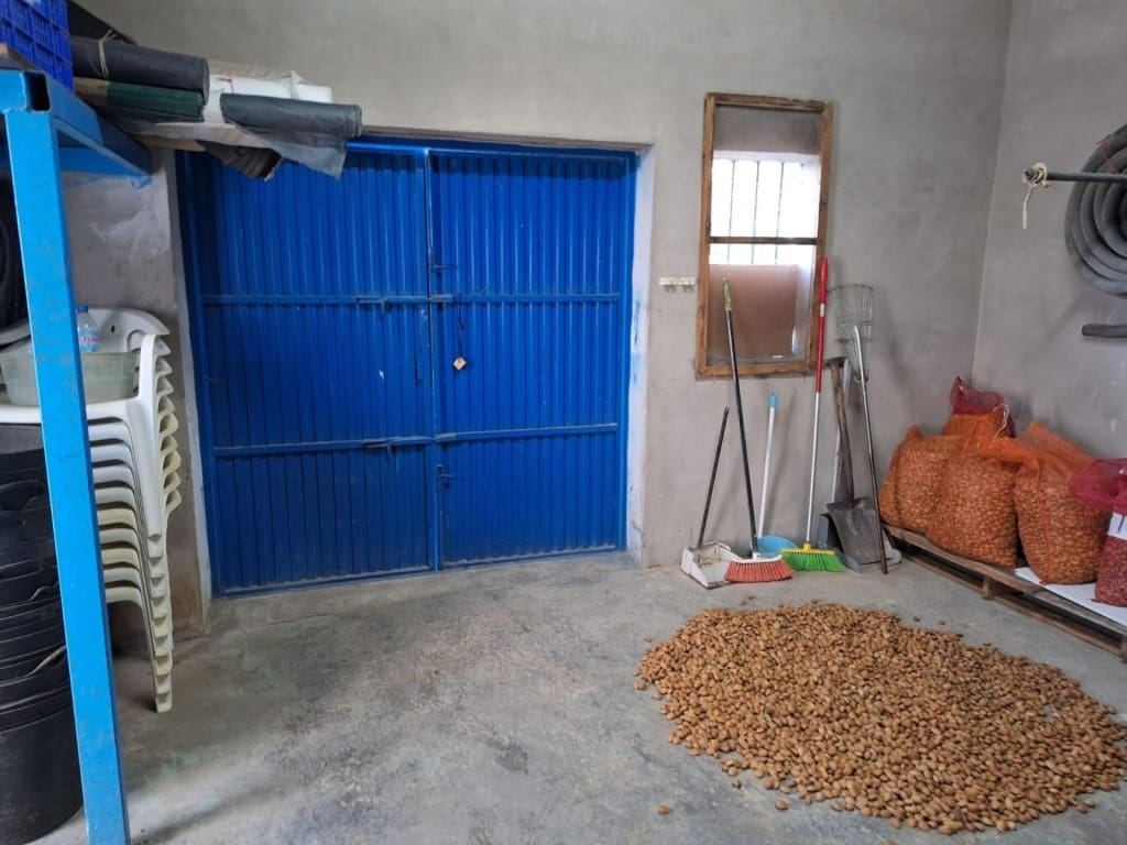 Finca/Casa Rural de 8 habitaciones en Villena en venta con piscina garaje - 205.000 € (Ref: 9594933)