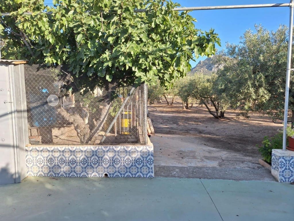 Finca/Casa Rural de 8 habitaciones en Villena en venta con piscina garaje - 205.000 € (Ref: 9594933)