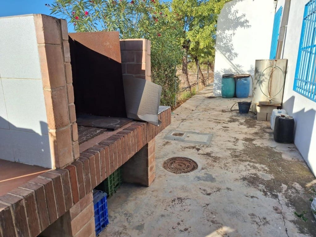 Finca/Casa Rural de 8 habitaciones en Villena en venta con piscina garaje - 205.000 € (Ref: 9594933)