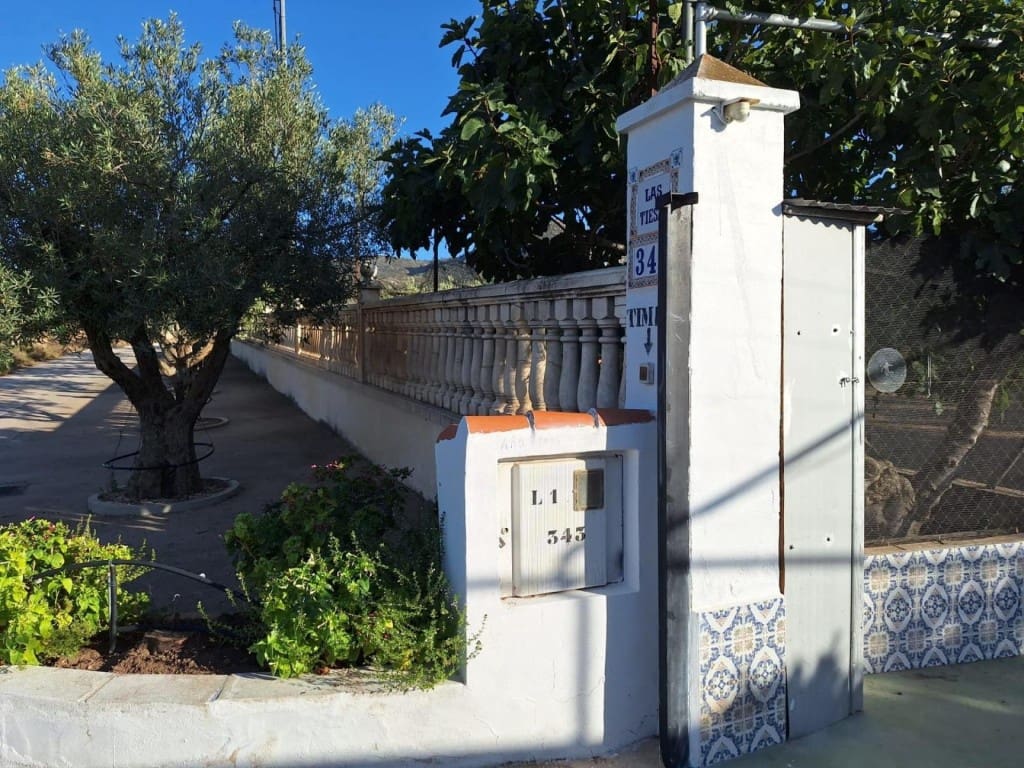 Finca/Casa Rural de 8 habitaciones en Villena en venta con piscina garaje - 205.000 € (Ref: 9594933)