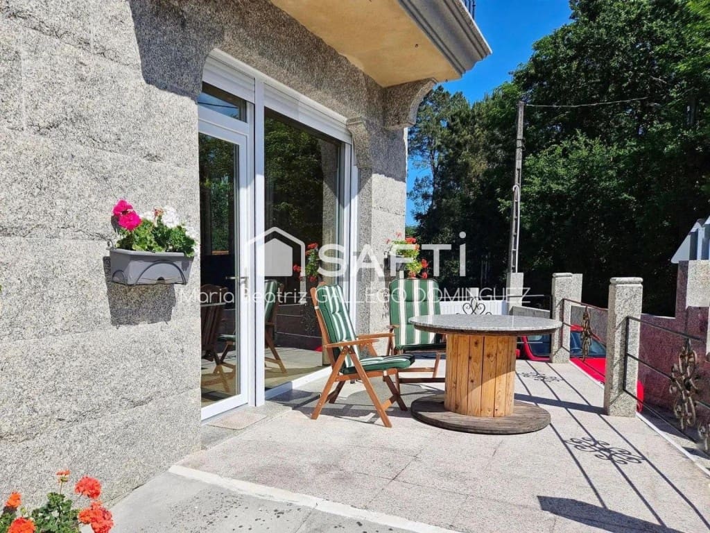 4 bedroom Finca/Country House for sale in Ponteareas with pool garage - € 395,000 (Ref: 9594936)