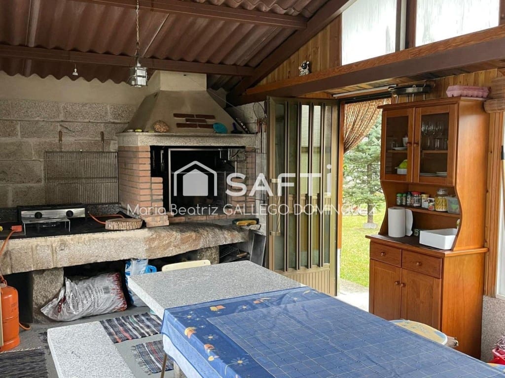 4 bedroom Finca/Country House for sale in Ponteareas with pool garage - € 395,000 (Ref: 9594936)