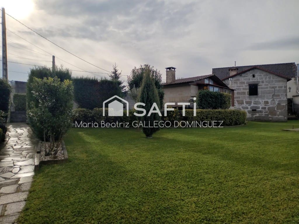 4 bedroom Finca/Country House for sale in Ponteareas with pool garage - € 395,000 (Ref: 9594936)