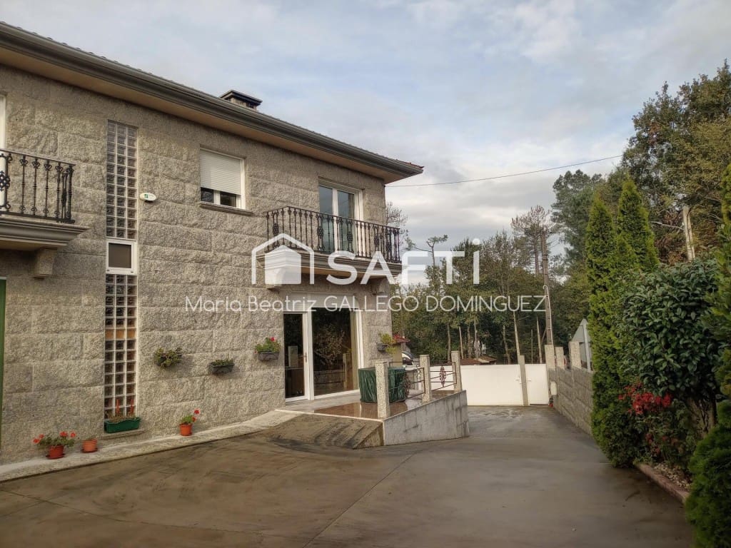 4 bedroom Finca/Country House for sale in Ponteareas with pool garage - € 395,000 (Ref: 9594936)