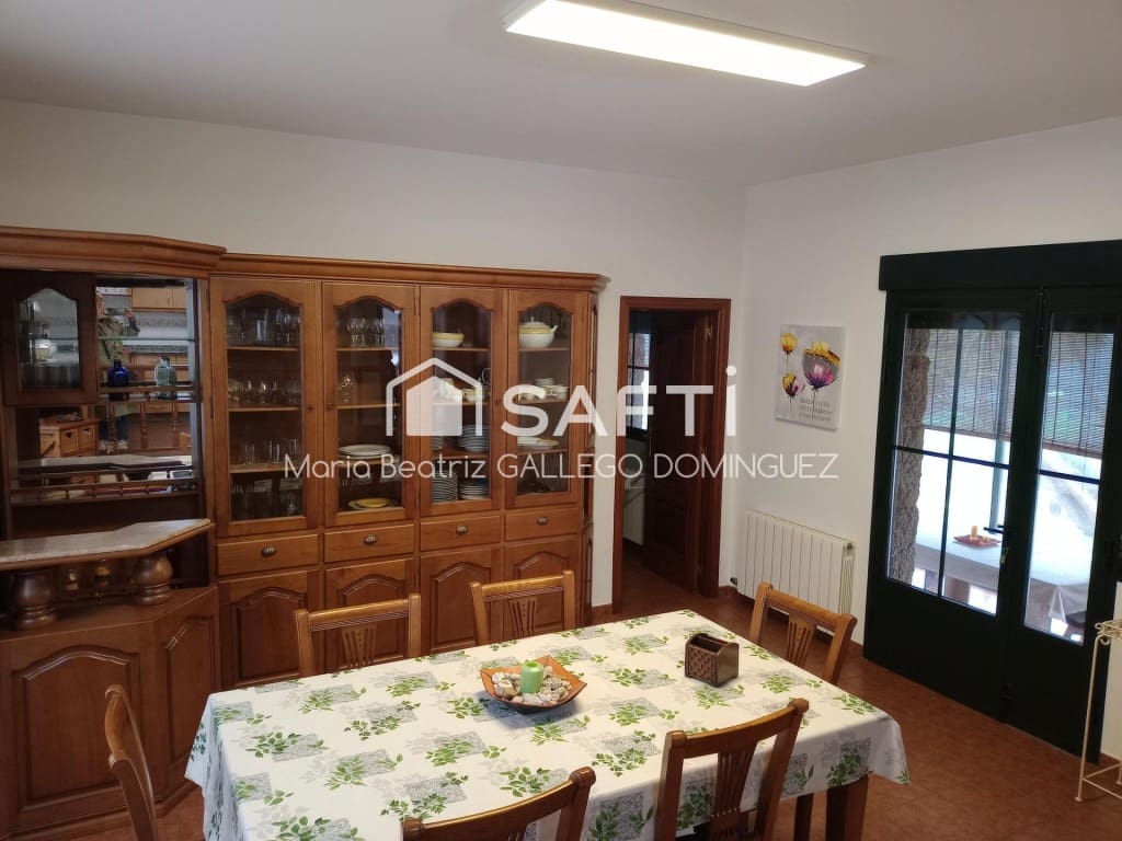 Chalet de 3 habitaciones en Bueu en venta con piscina garaje - 625.000 € (Ref: 9594937)