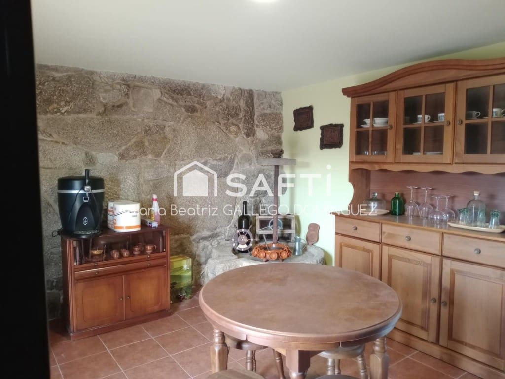 Chalet de 3 habitaciones en Bueu en venta con piscina garaje - 625.000 € (Ref: 9594937)