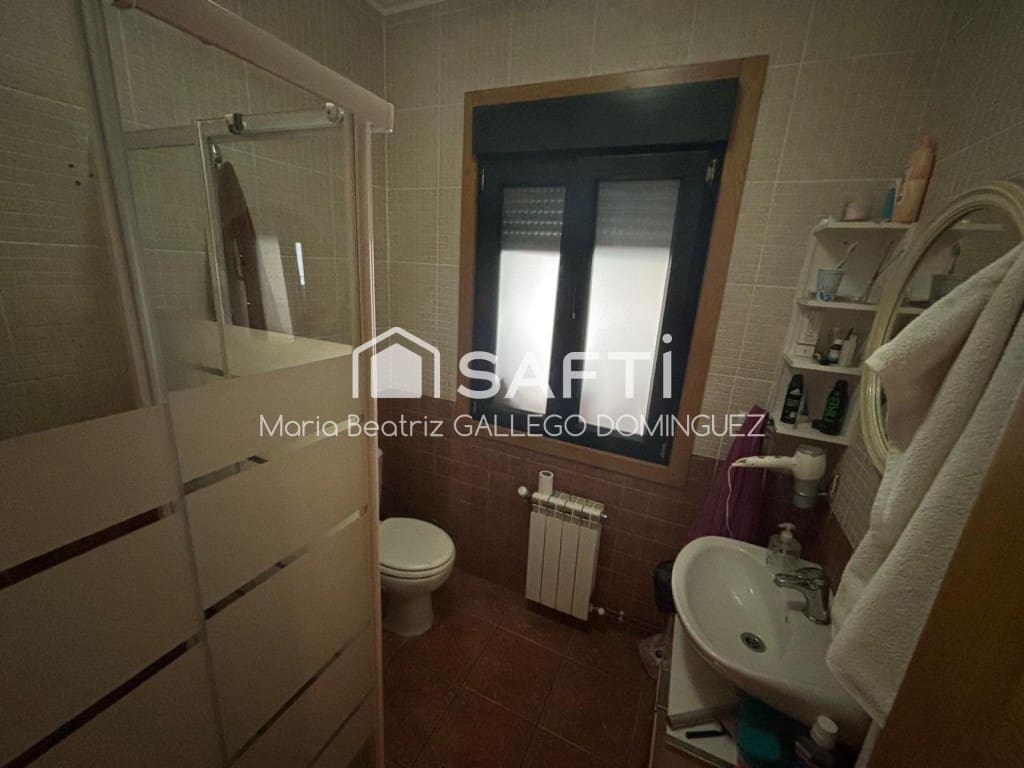 3 bedroom Villa for sale in Ponteareas with pool garage - € 229,990 (Ref: 9594940)