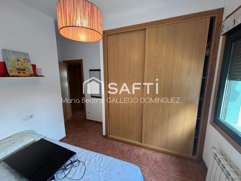 3 bedroom Villa for sale in Ponteareas with pool garage - € 229,990 (Ref: 9594940)